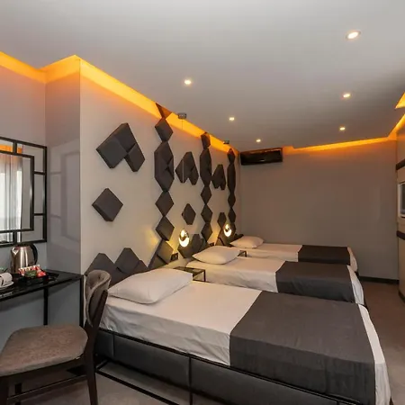 Ξενοδοχείο White Palace 3*