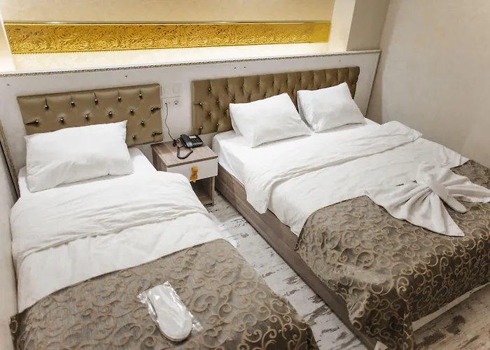 Hotel White Palace 3*