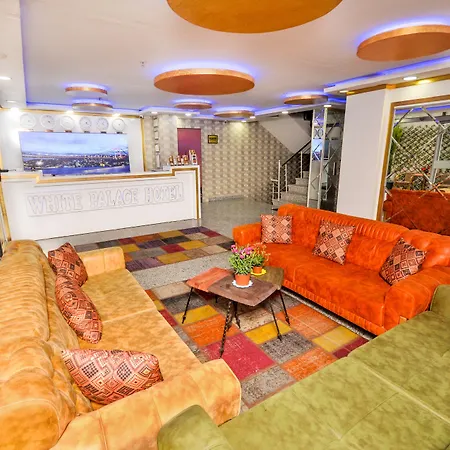 White Palace Ξενοδοχείο 3*