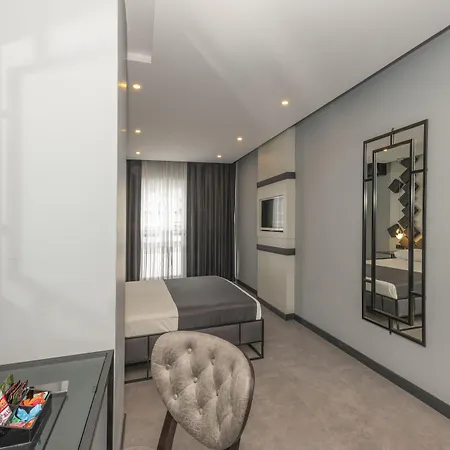 White Palace Отель 3*