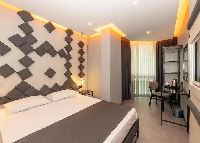 호텔 화이트 팰리스 3*