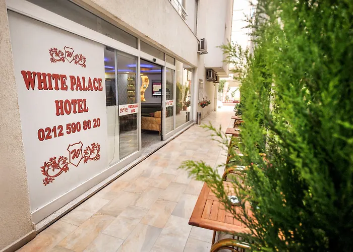 호텔 화이트 팰리스