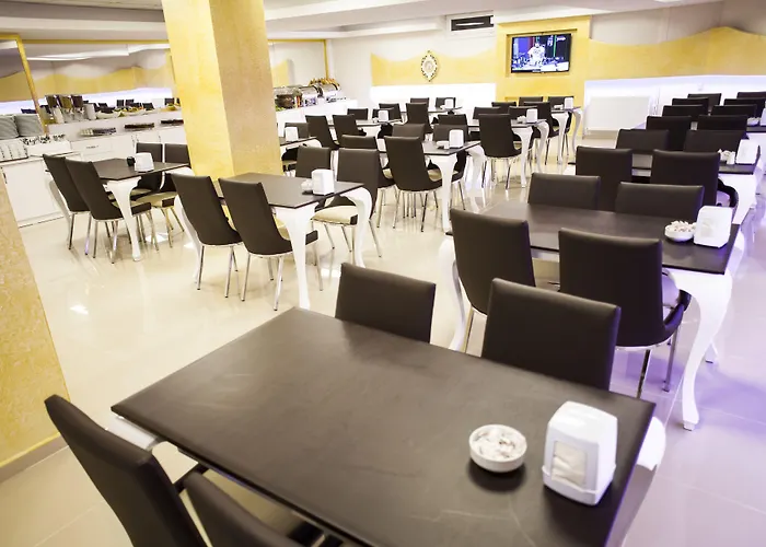 호텔 화이트 팰리스 3*