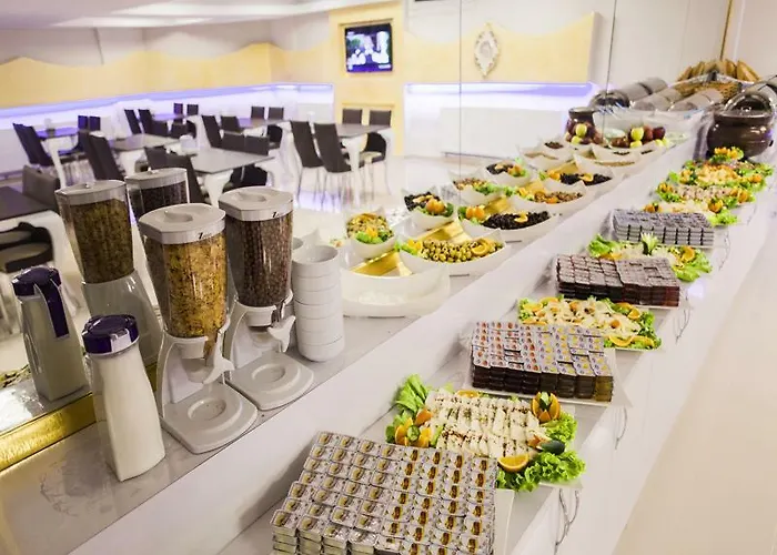 화이트 팰리스 호텔 3*