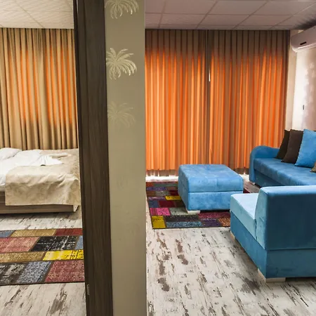 White Palace 3*